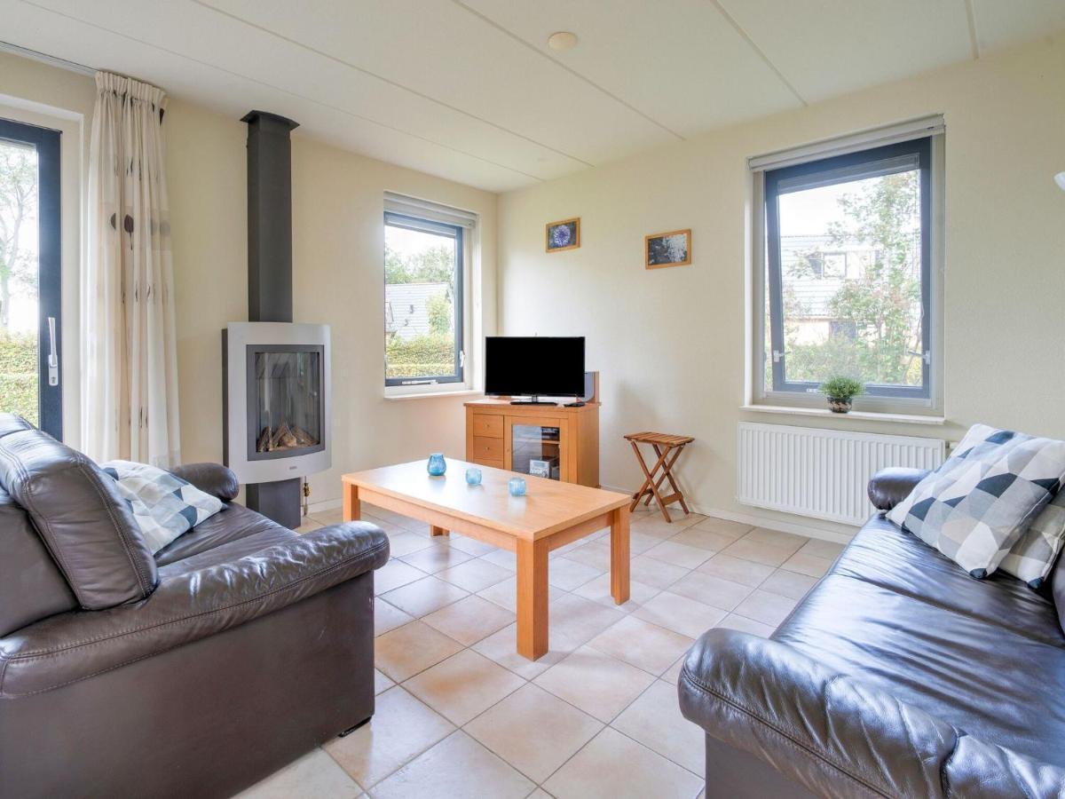 Serene Holiday Home In Gaasterl N Sleat Sondel Екстериор снимка
